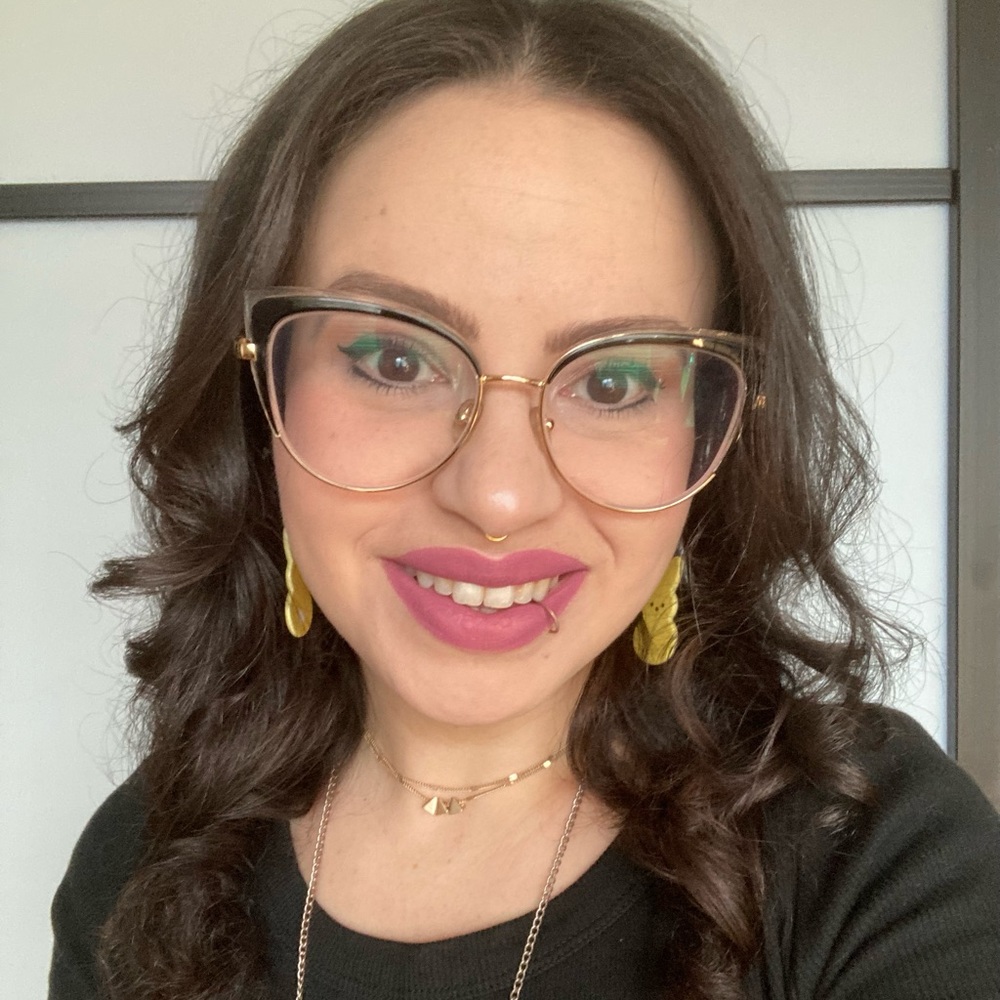 Meet your Posher, Stephanie
